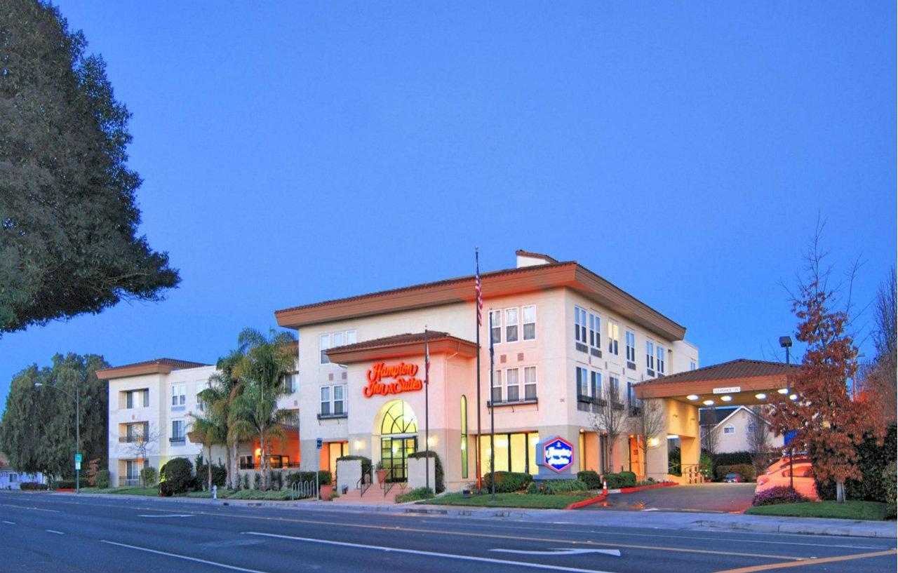 Hampton Inn & Suites Mountain View Exterior photo
